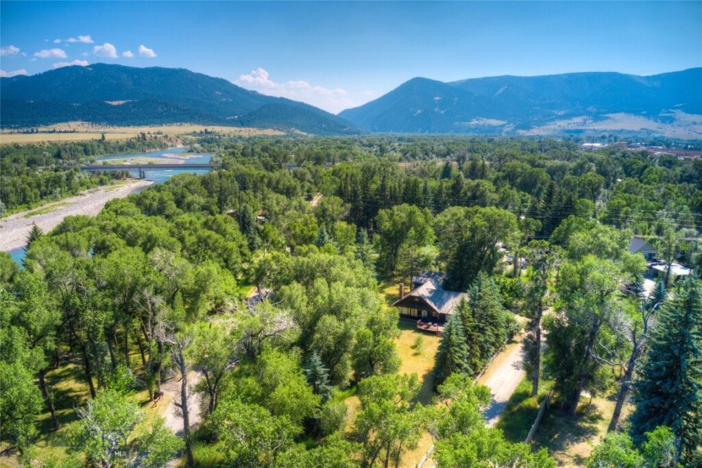 16 9th Street Island Drive, Livingston MT 59047