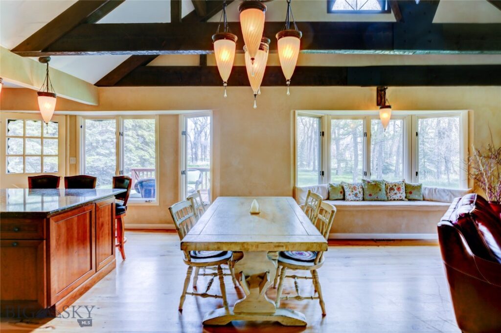 16 9th Street Island Drive, Livingston MT 59047