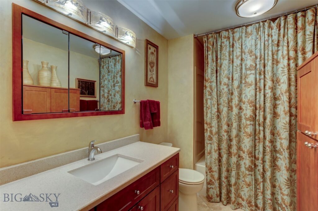 16 9th Street Island Drive, Livingston MT 59047