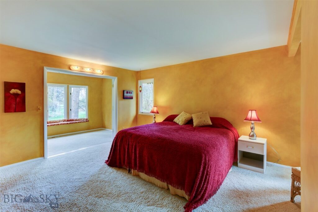16 9th Street Island Drive, Livingston MT 59047