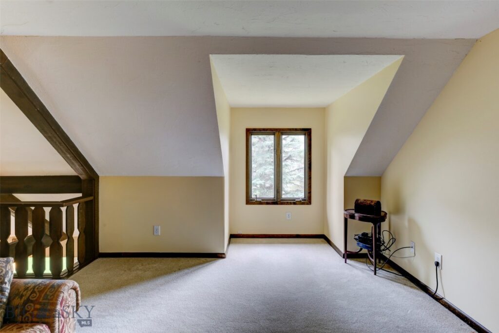 16 9th Street Island Drive, Livingston MT 59047