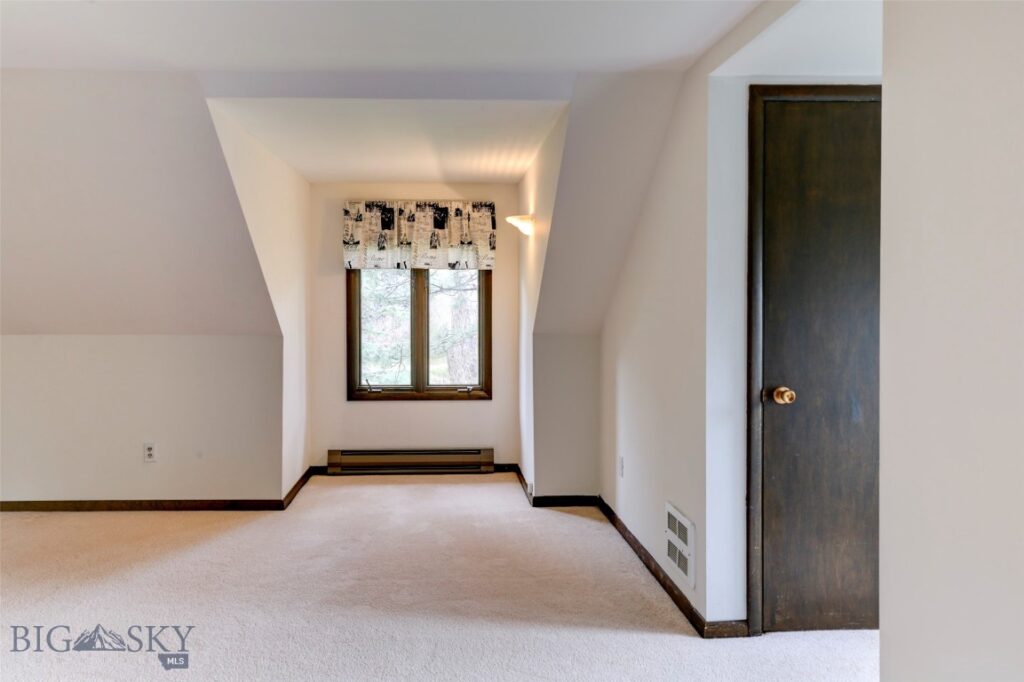 16 9th Street Island Drive, Livingston MT 59047