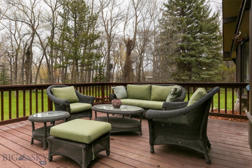 16 9th Street Island Drive, Livingston MT 59047