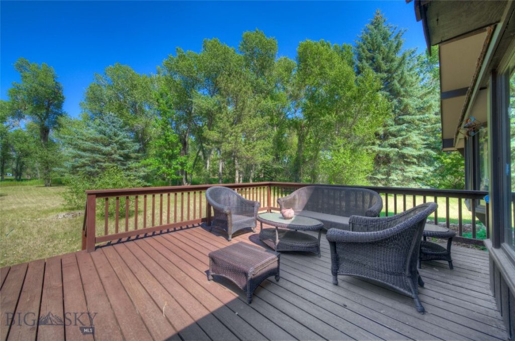 16 9th Street Island Drive, Livingston MT 59047