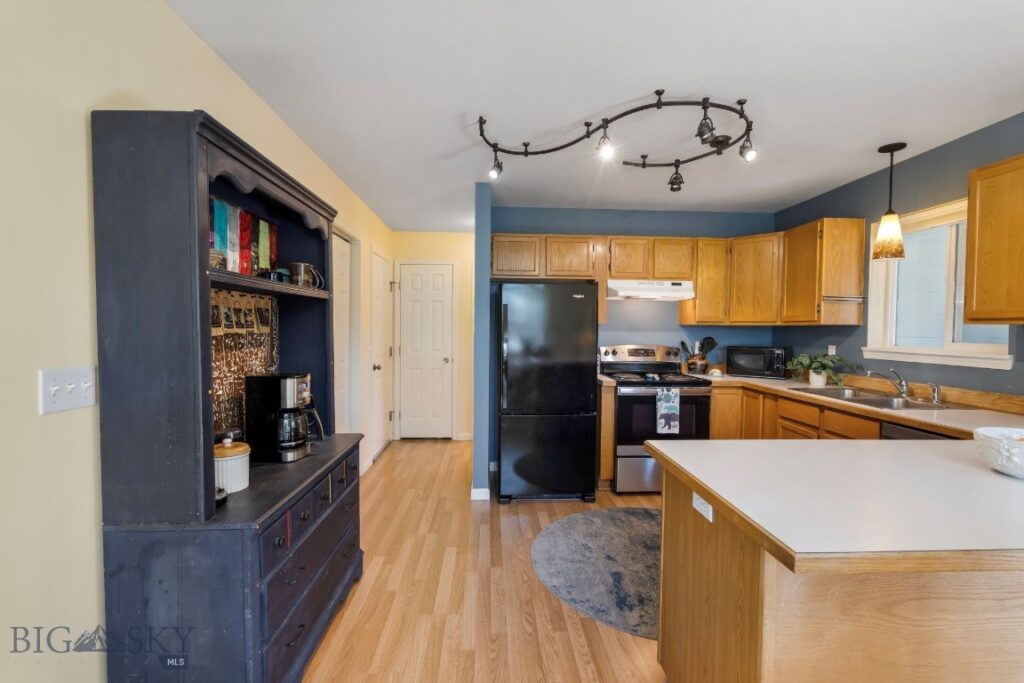 402 Greenway, Bozeman MT 59718