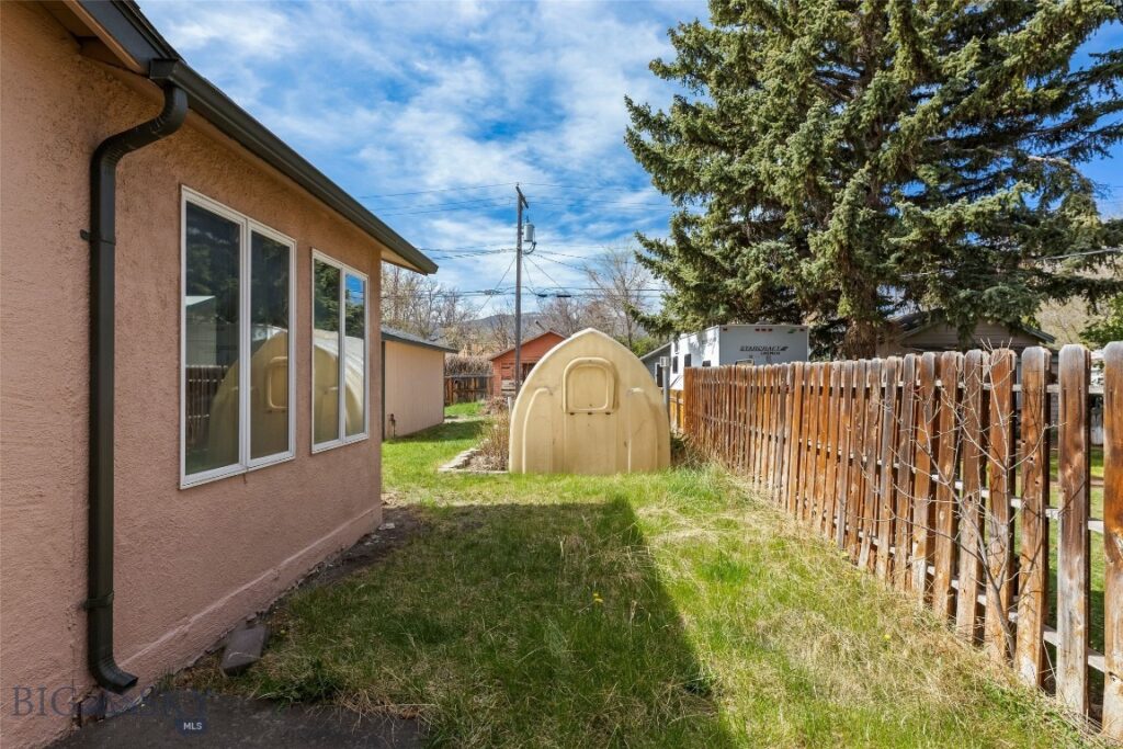310 S 7th Street, Livingston MT 59047