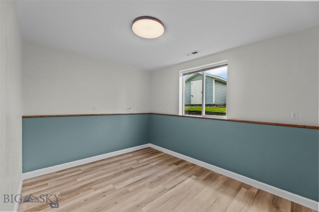 72 W Magnolia Drive, Belgrade MT 59714