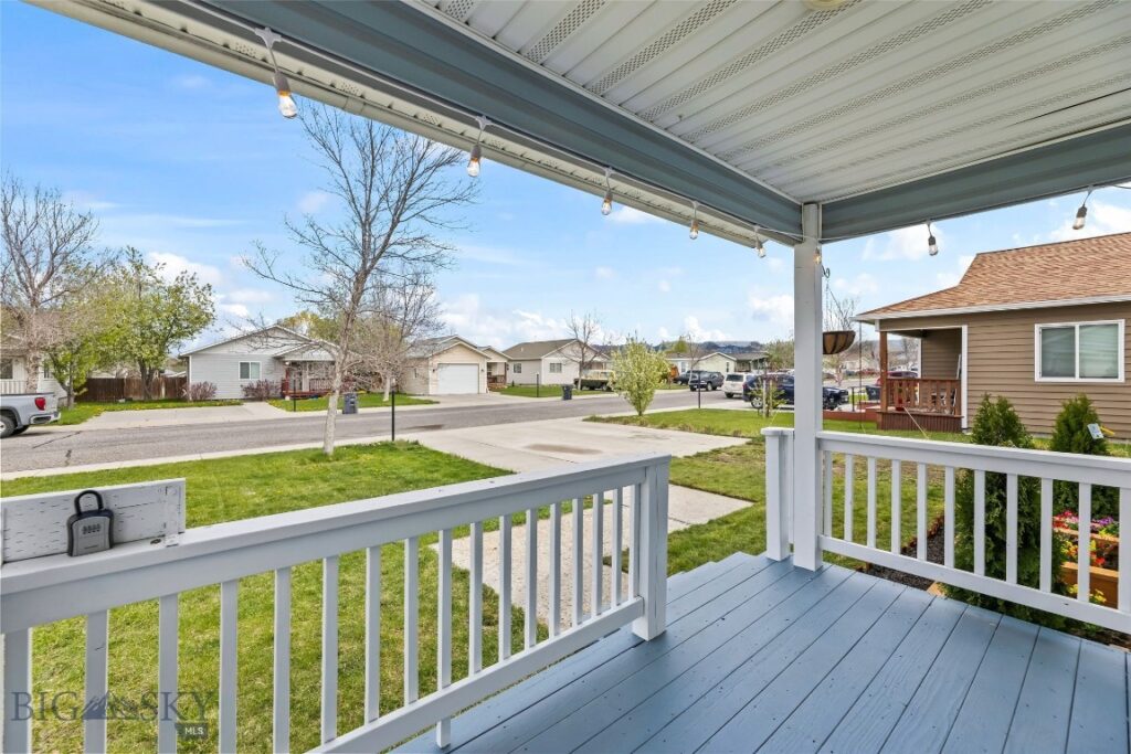 72 W Magnolia Drive, Belgrade MT 59714