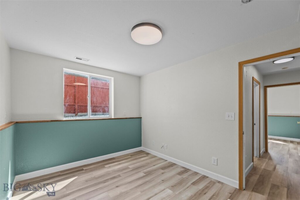72 W Magnolia Drive, Belgrade MT 59714