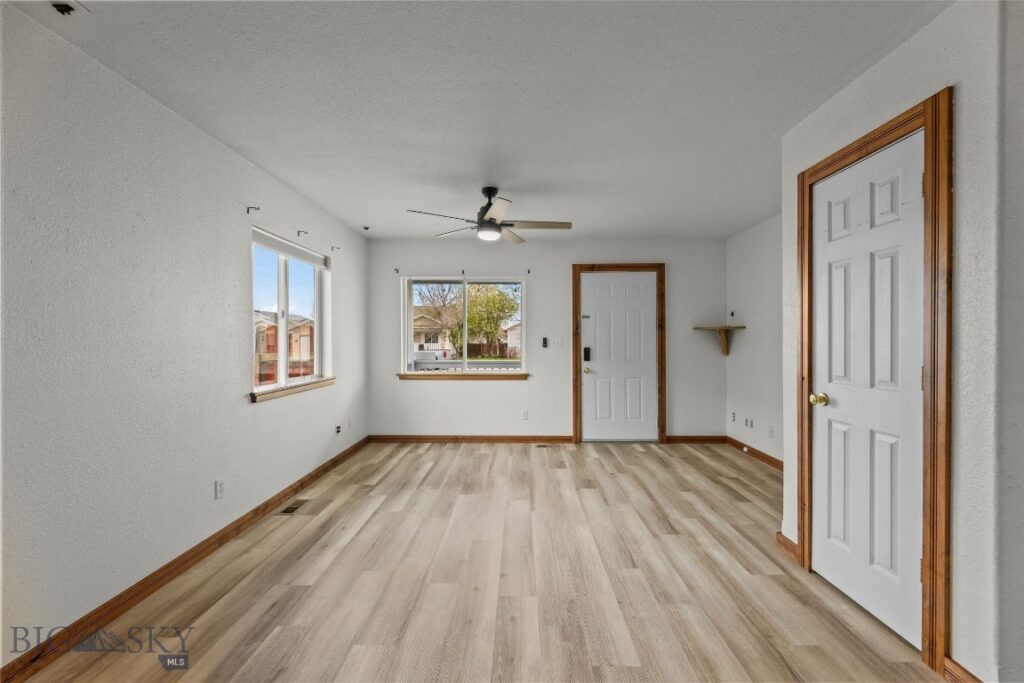 72 W Magnolia Drive, Belgrade MT 59714