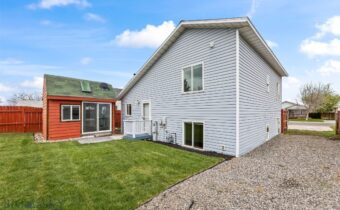 72 W Magnolia Drive, Belgrade MT 59714