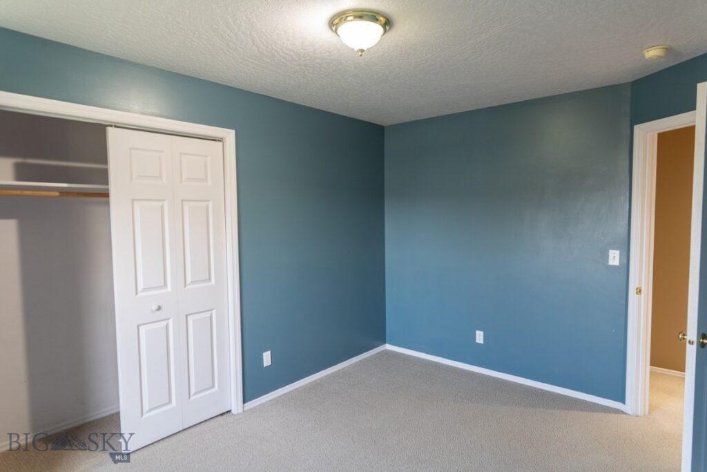 1106 Sunrise Drive, Belgrade MT 59714