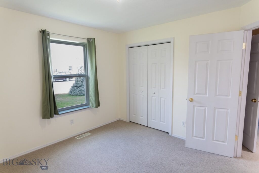 1106 Sunrise Drive, Belgrade MT 59714