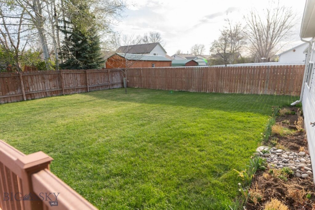 1106 Sunrise Drive, Belgrade MT 59714