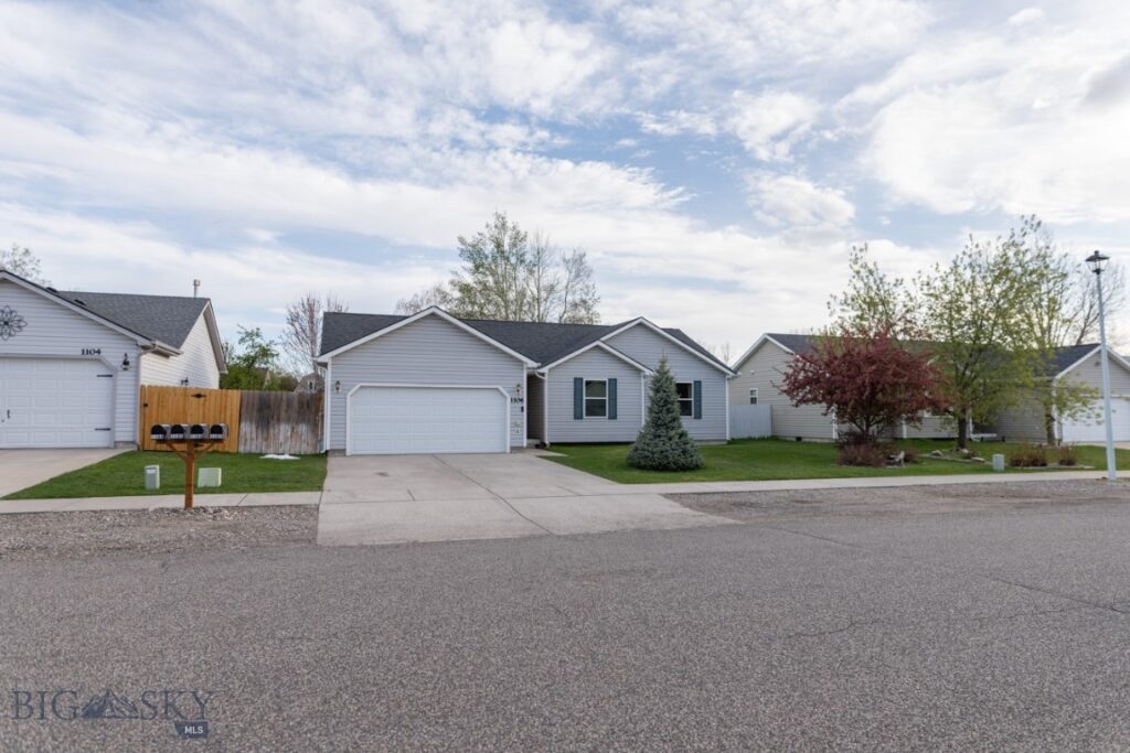 1106 Sunrise Drive, Belgrade MT 59714