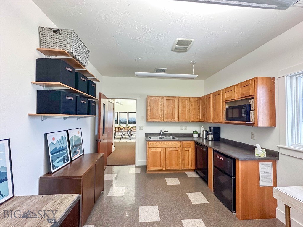 3805 Valley Commons Drive, Bozeman MT 59718