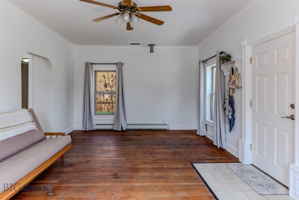 332 S K Street, Livingston MT 59047