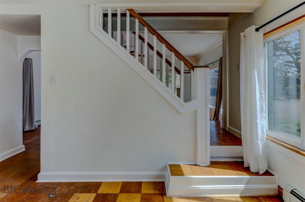 332 S K Street, Livingston MT 59047