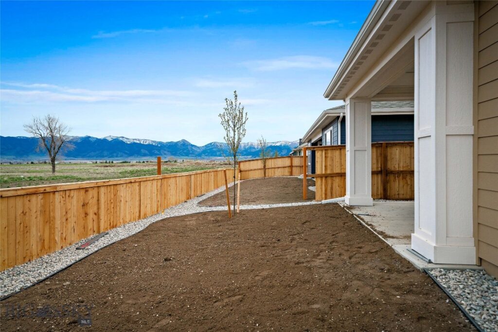 1511 Gunslinger Lane, Belgrade MT 59714