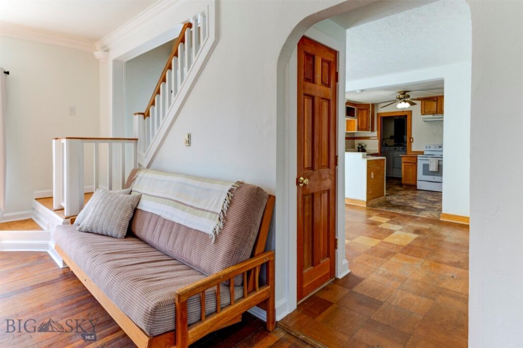 332 S K Street, Livingston MT 59047