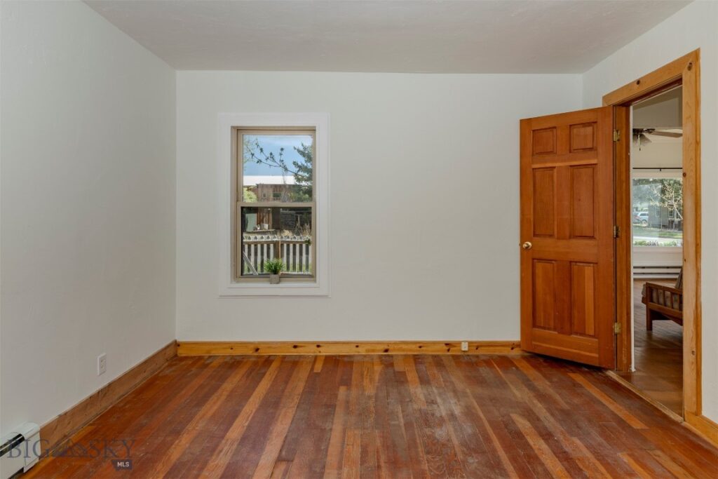 332 S K Street, Livingston MT 59047