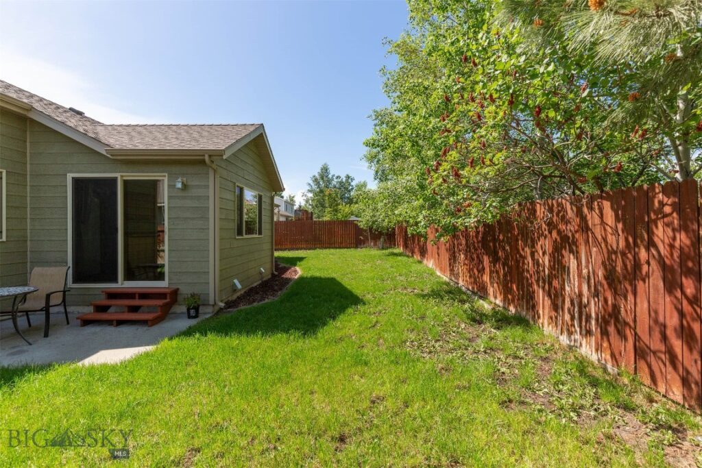 87 Clinton Lane, Belgrade MT 59714