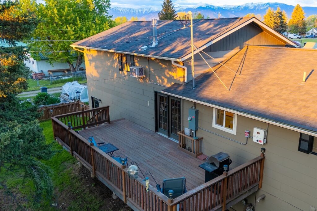 707 Montana Street, Belgrade MT 59714