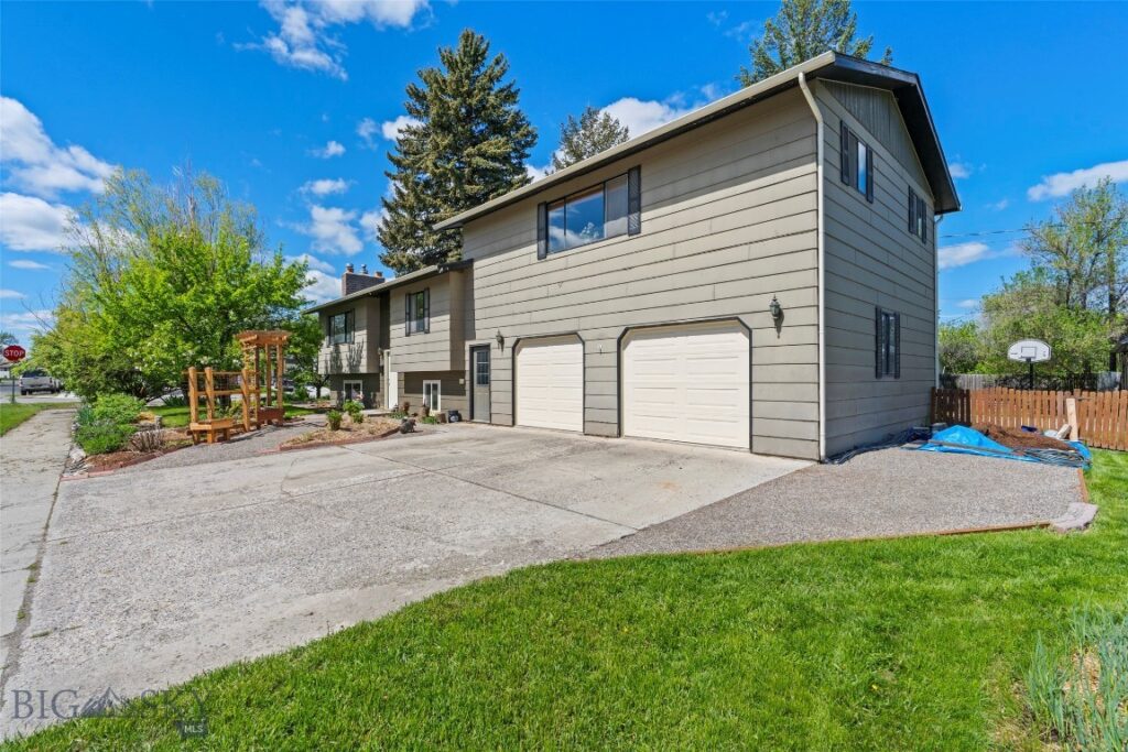 707 Montana Street, Belgrade MT 59714