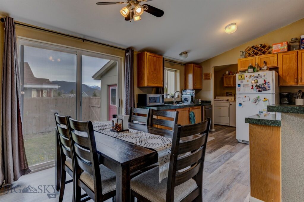 1207 W Reservoir Street, Livingston MT 59047