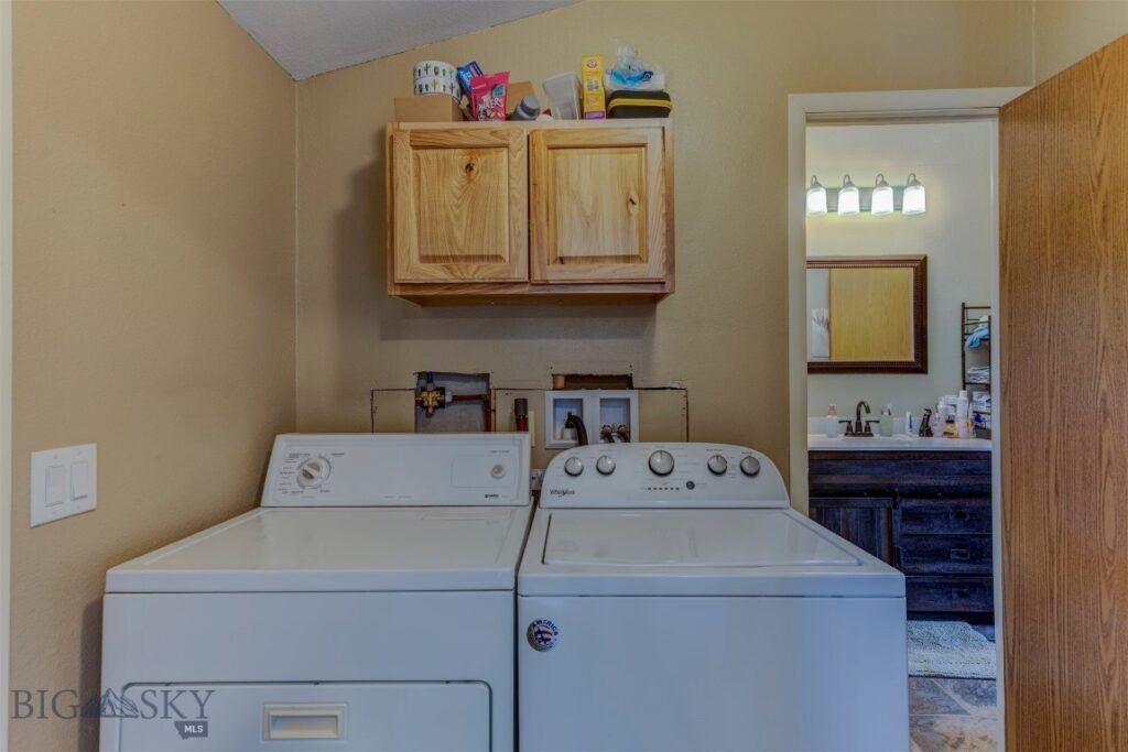 1207 W Reservoir Street, Livingston MT 59047
