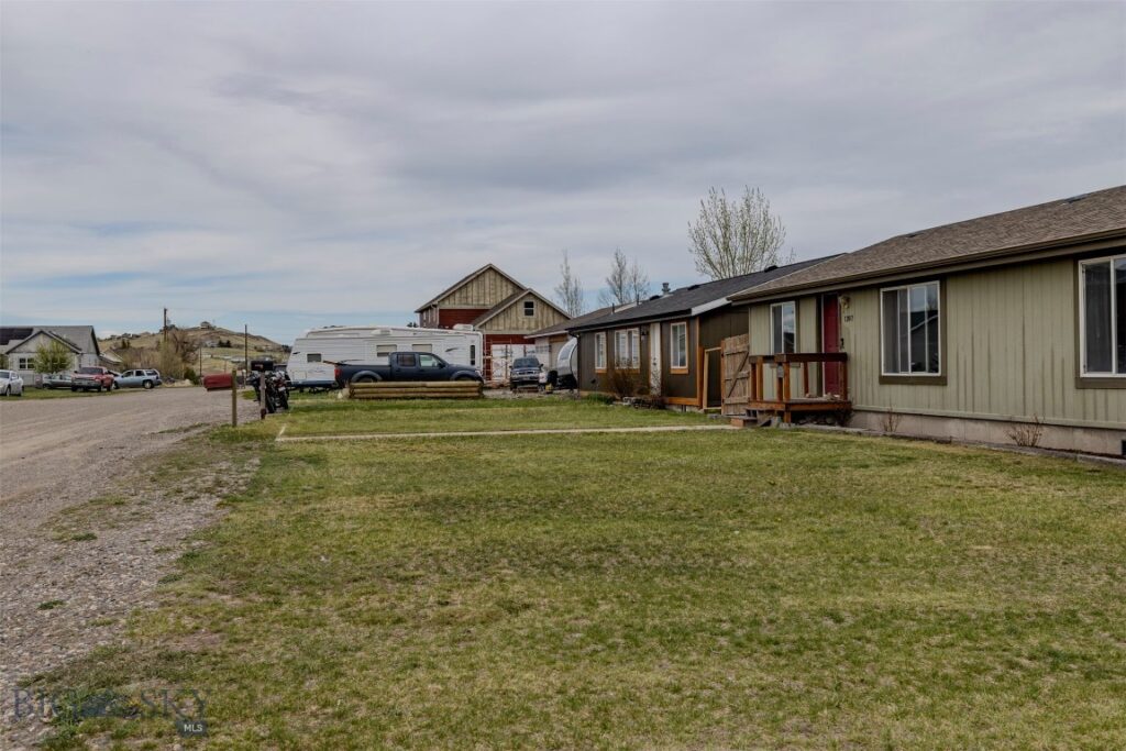1207 W Reservoir Street, Livingston MT 59047