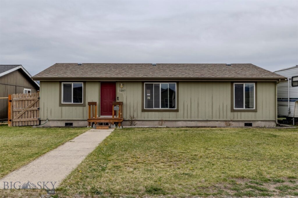 1207 W Reservoir Street, Livingston MT 59047