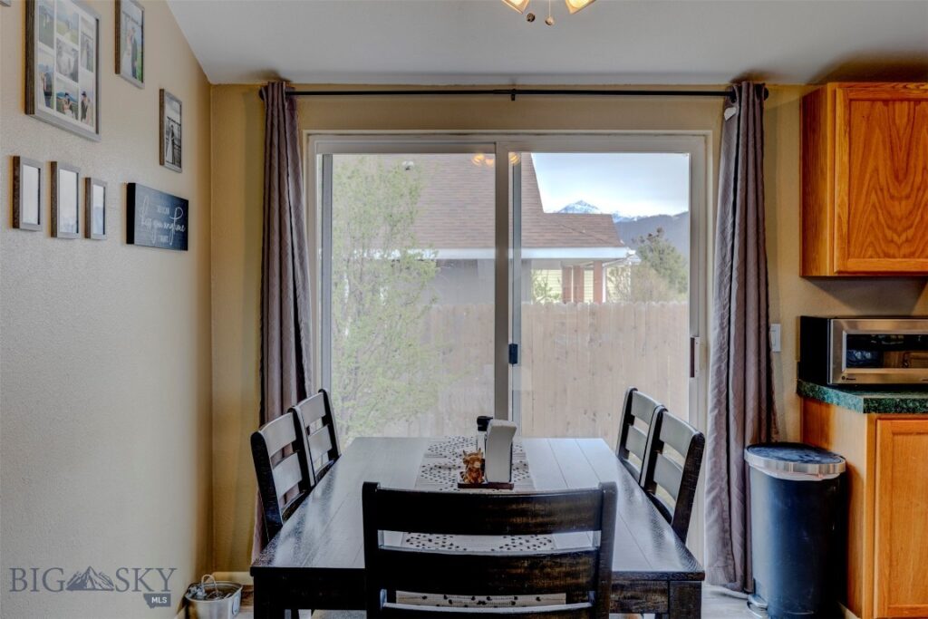 1207 W Reservoir Street, Livingston MT 59047