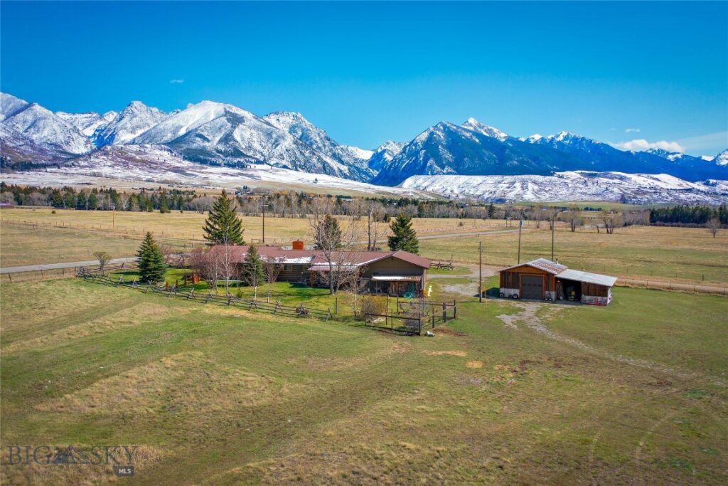 2 Jumping Rainbow Road, Livingston MT 59047