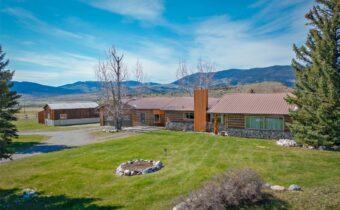 2 Jumping Rainbow Road, Livingston MT 59047