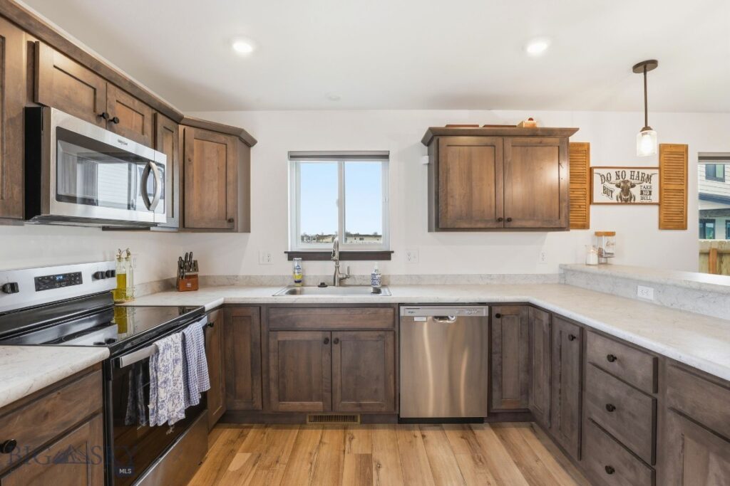 2016 Ross Way, Belgrade MT 59714