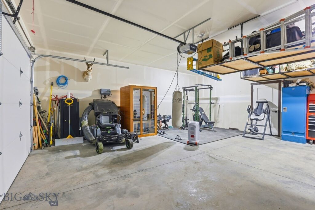 2016 Ross Way, Belgrade MT 59714