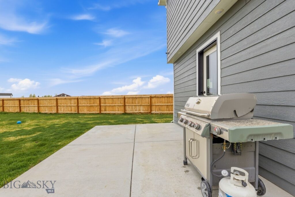 2016 Ross Way, Belgrade MT 59714