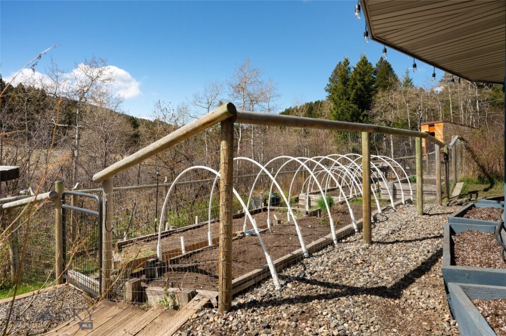 1759 Moffit Gulch, Bozeman MT 59715