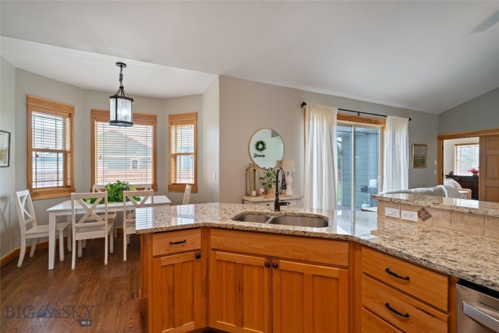 16 Harvester Lane, Belgrade MT 59714