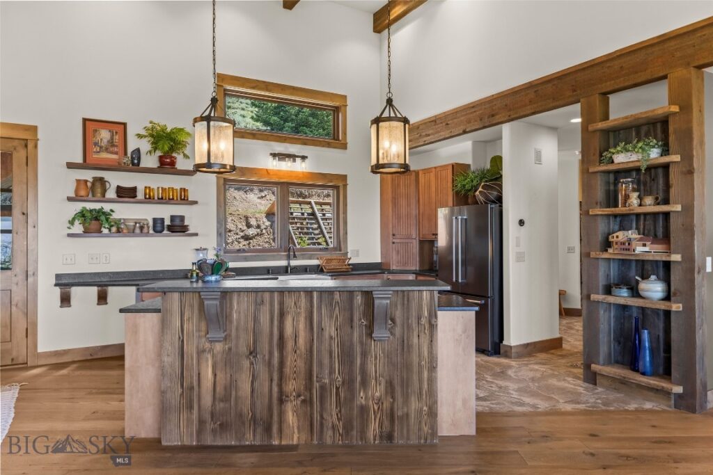 8937 Sandy Creek Lane, Bozeman MT 59715