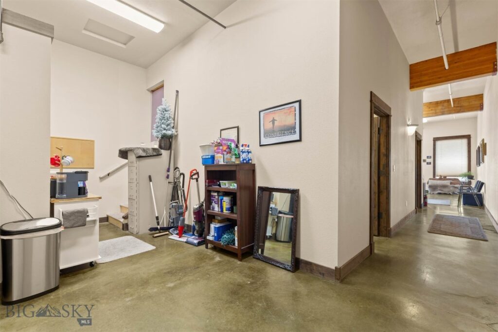 81 8th Street, Belgrade MT 59714