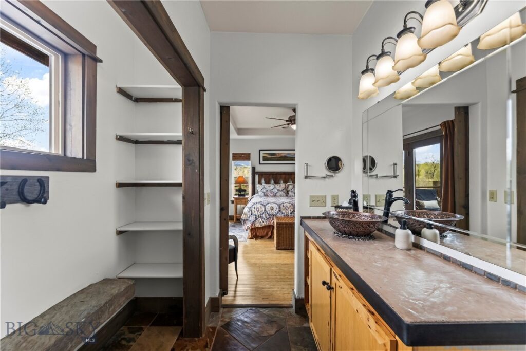213 Little Creek Bend, Livingston MT 59047