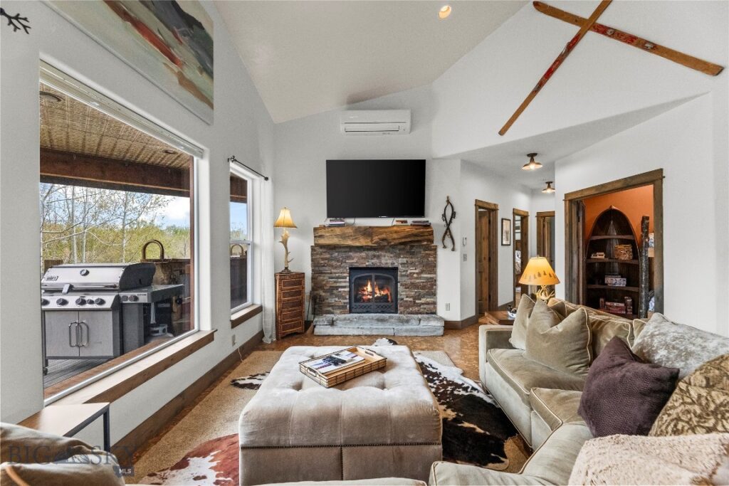 213 Little Creek Bend, Livingston MT 59047