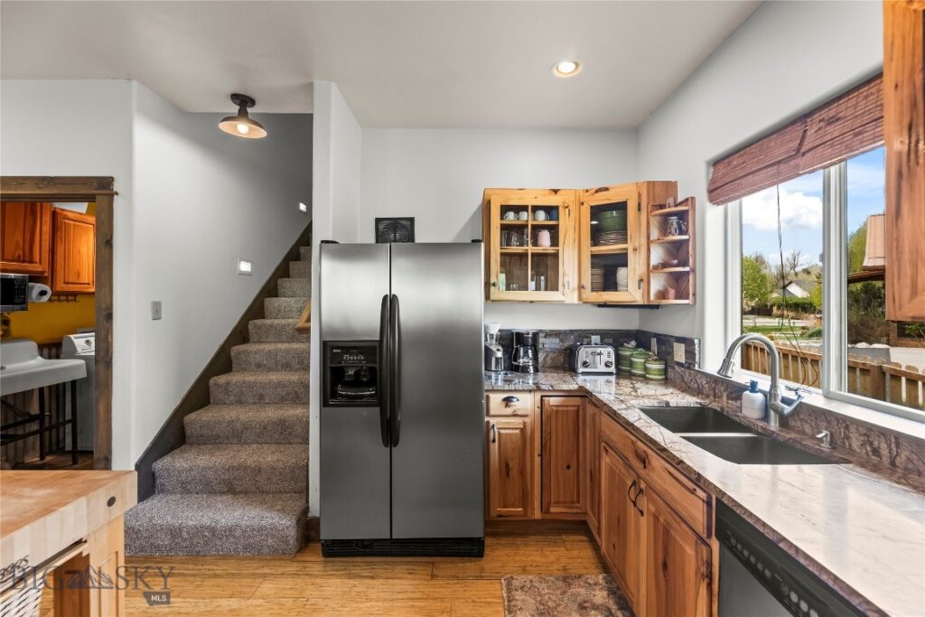 213 Little Creek Bend, Livingston MT 59047