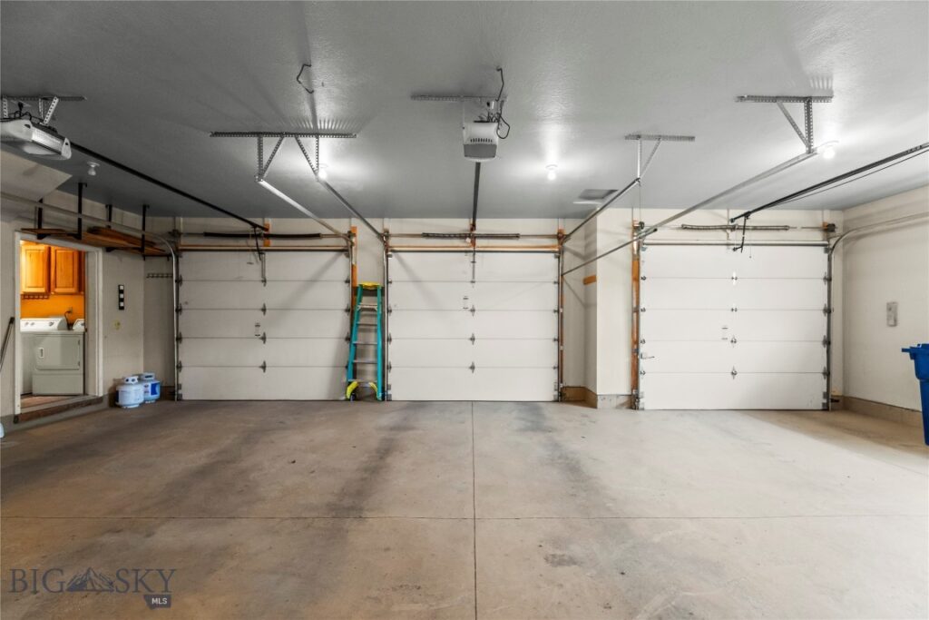 213 Little Creek Bend, Livingston MT 59047