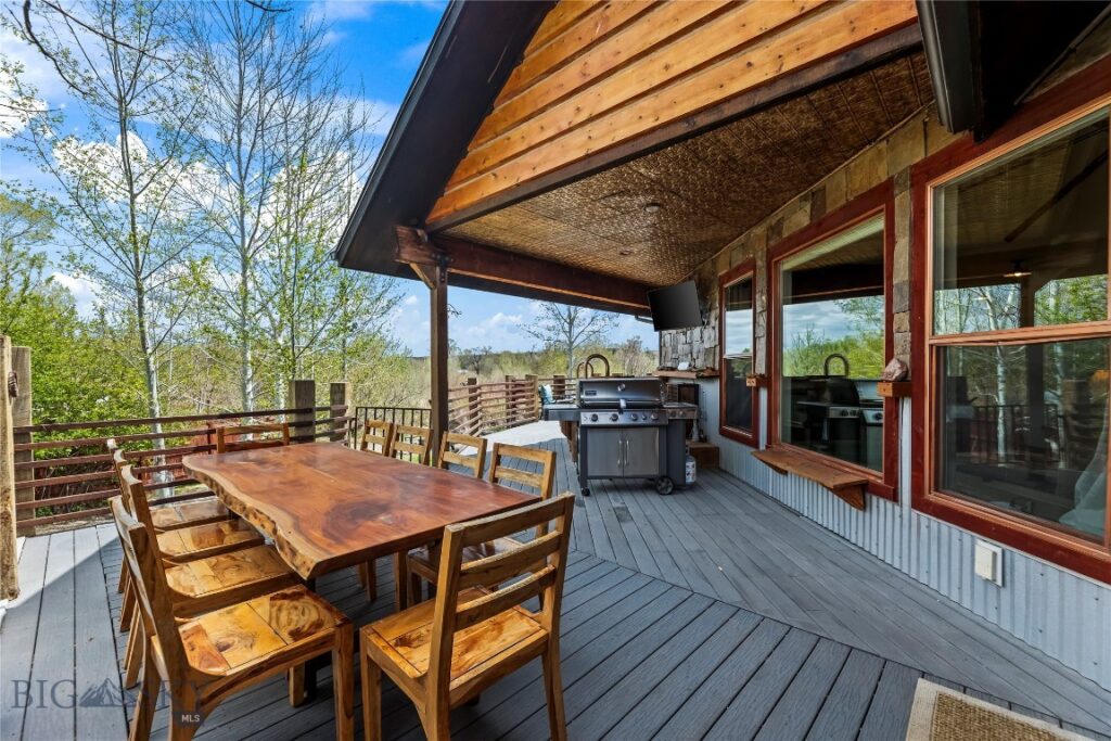 213 Little Creek Bend, Livingston MT 59047