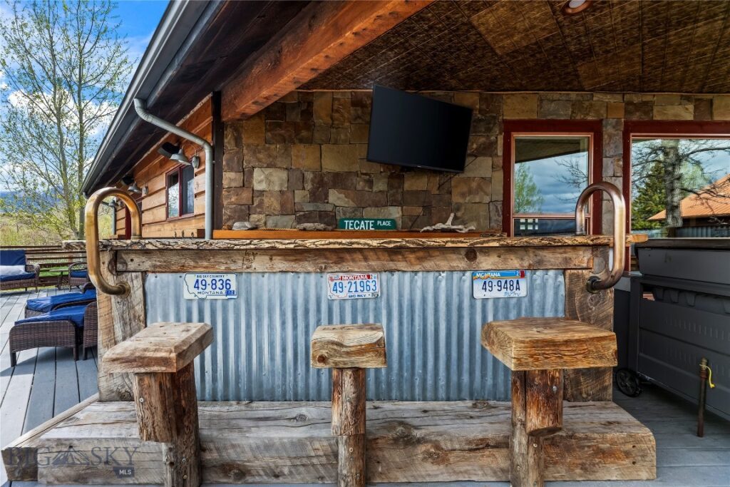 213 Little Creek Bend, Livingston MT 59047