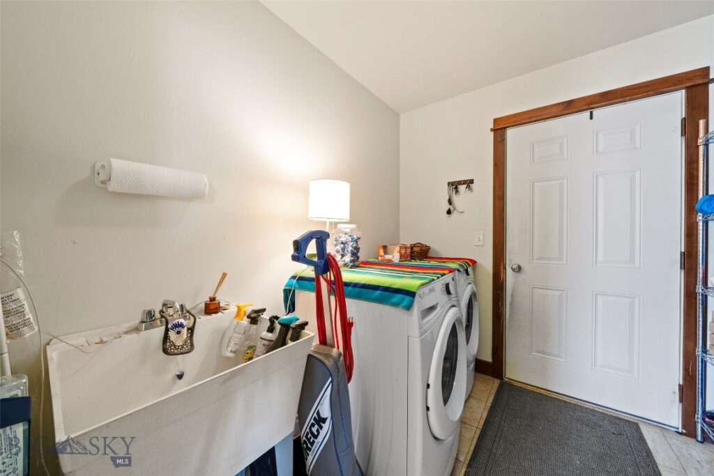339 Cedar Wood, Bozeman MT 59718