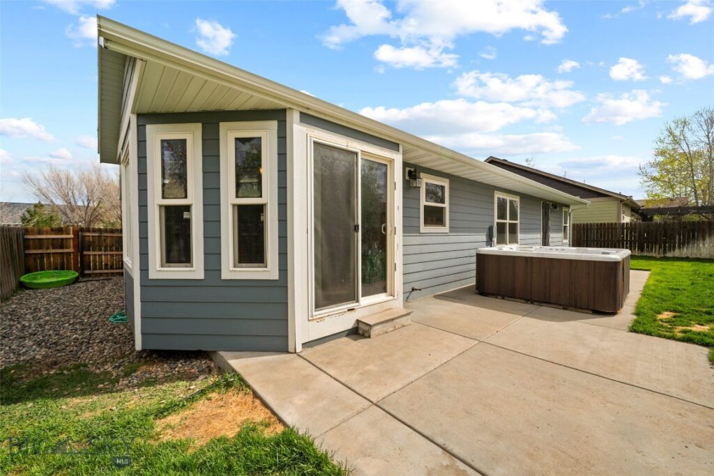 339 Cedar Wood, Bozeman MT 59718
